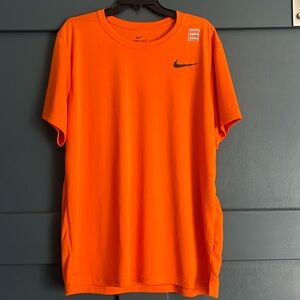 Men’s XL neon orange Nike dri-fit shirt